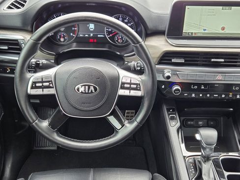 Certified 2021 Kia Telluride SX w/ Nightfall Edition Package AWD/4WD image 10