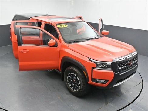 Used 2025 Nissan Frontier PRO-4X w/ Pro Premium Package image 37