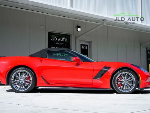 Used 2016 Chevrolet Corvette Z06 w/ 2LZ Preferred Equipment Group image 12