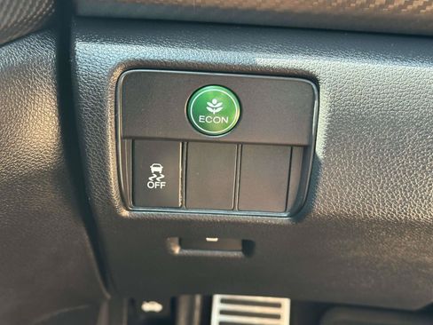 Used 2017 Honda Accord Sport Special Edition image 21