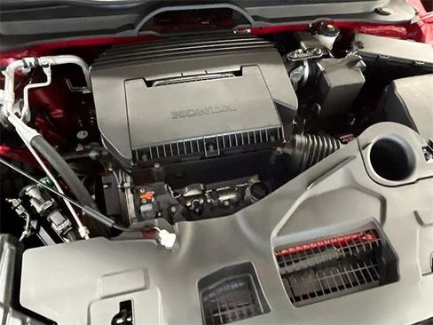 New 2025 Honda Pilot Touring image 11