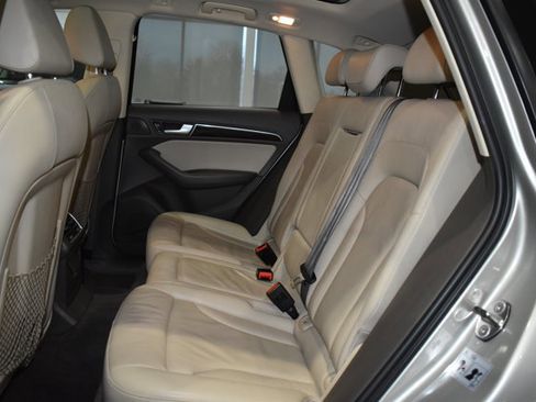 Used 2015 Audi Q5 2.0T Premium Plus w/ Technology Package image 31