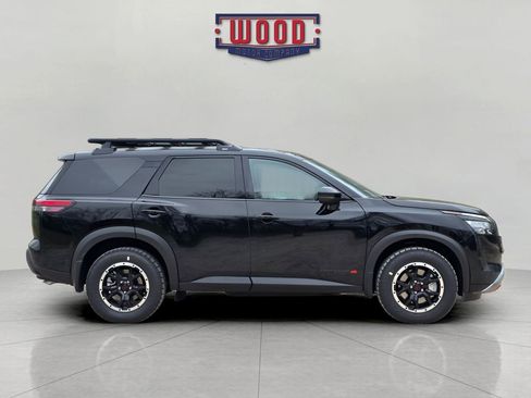 New 2026 Nissan Pathfinder Rock Creek image 2