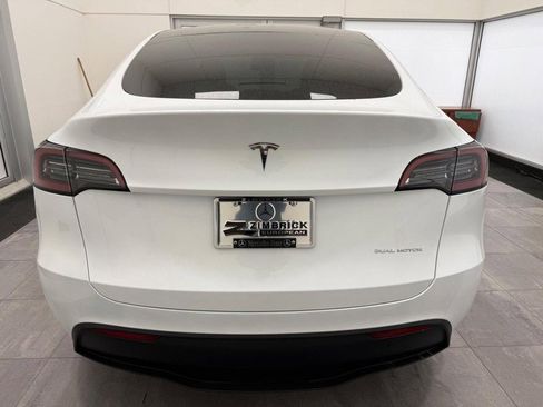 Used 2024 Tesla Model Y Long Range image 3