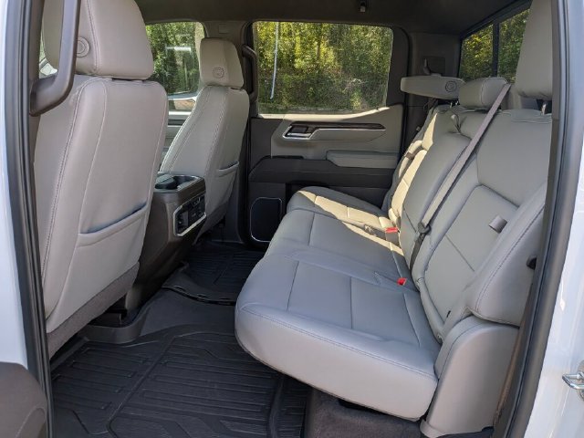 Used 2025 GMC Sierra 1500 SLT w/ SLT Premium Plus Package AWD/4WD image 37