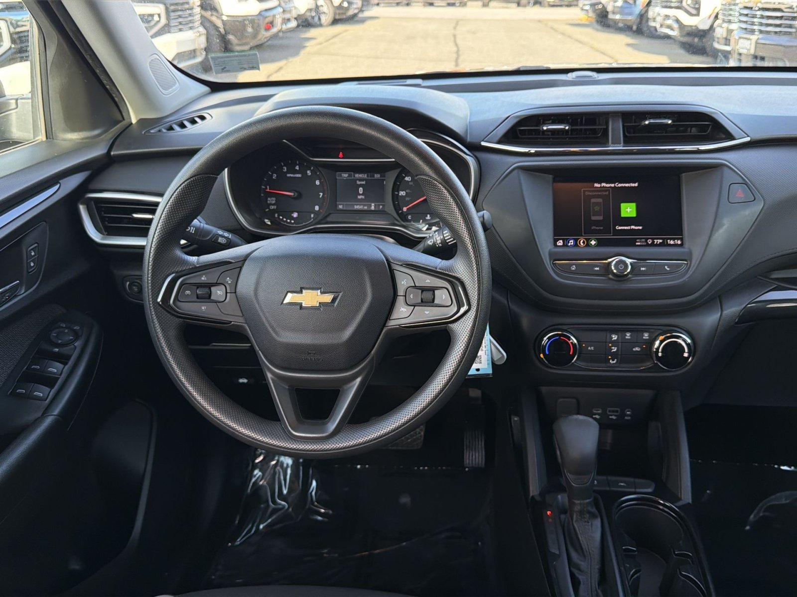 Used 2021 Chevrolet TrailBlazer LS FWD image 16
