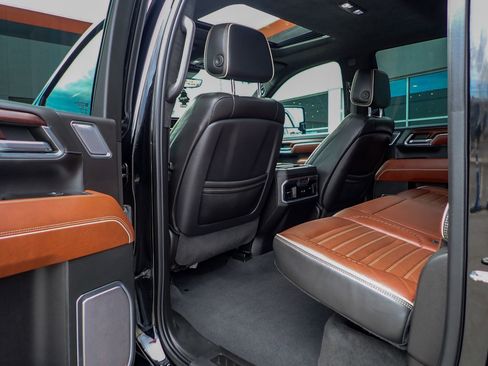 Used 2024 GMC Sierra 2500 Denali Ultimate w/ Max Trailering Package image 22