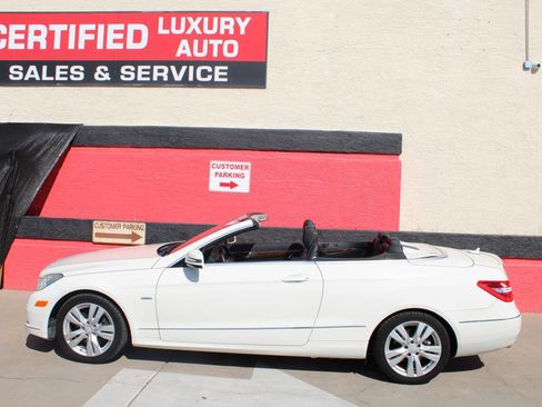 Used 2012 Mercedes-Benz E 350 Cabriolet image 2