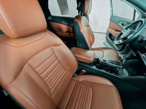 Used 2023 Kia Sportage SX image 29