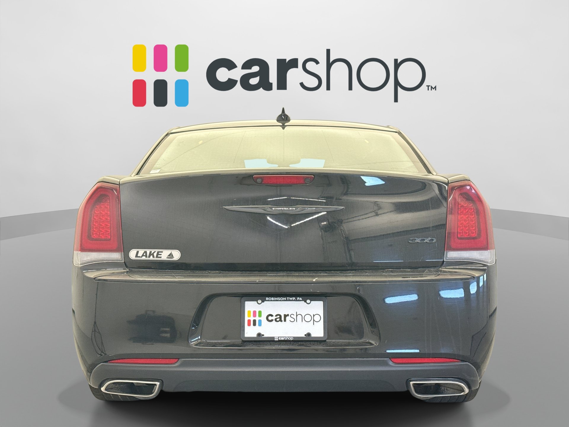 Used 2023 Chrysler 300 Touring w/ Sport Appearance Package RWD image 4