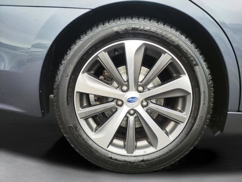 Used 2016 Subaru Legacy 2.5i Limited image 16
