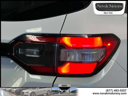 Used 2023 Honda Pilot EX-L image 11