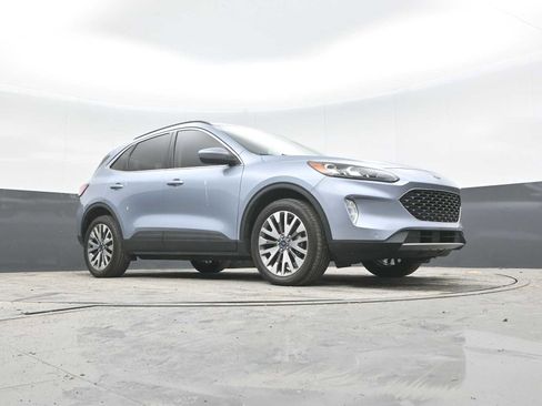 Used 2022 Ford Escape Titanium AWD/4WD image 27