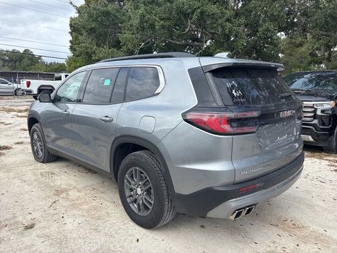 Certified 2025 GMC Acadia Elevation image 5