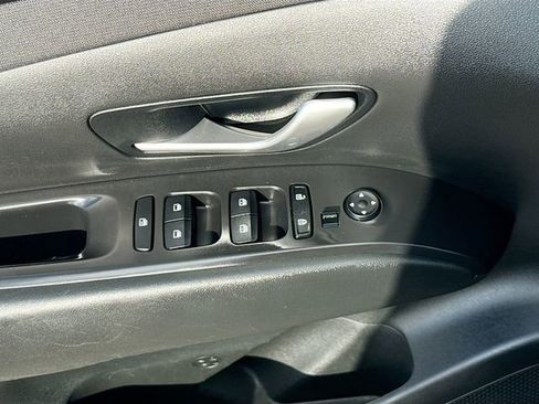 Certified 2024 Hyundai Tucson SEL w/ Convenience Package FWD image 17