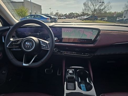 Used 2024 Buick Envision Sport Touring image 9