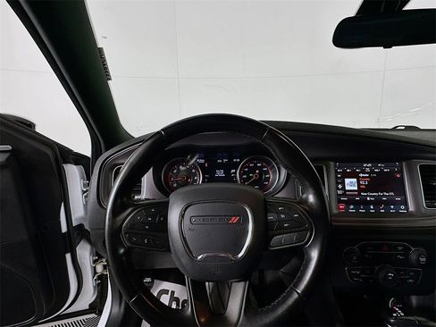 Used 2023 Dodge Charger SXT image 11