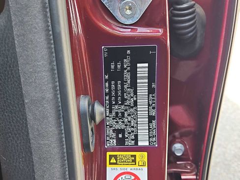 Used 2018 Toyota Highlander Limited FWD image 60