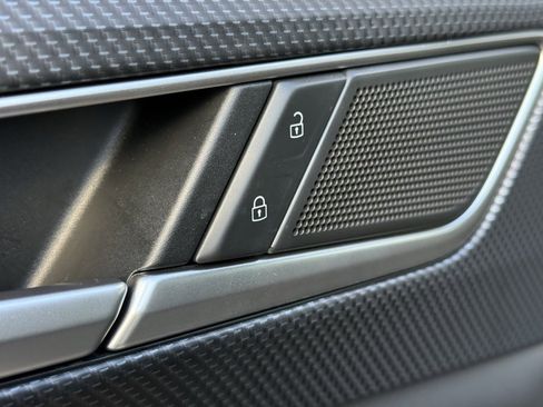 Used 2024 Volkswagen Atlas Cross Sport SEL image 20