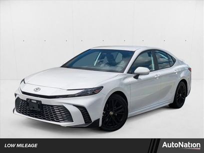 Used 2025 Toyota Camry SE