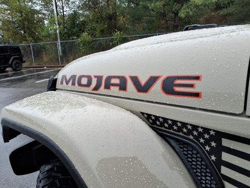 Used 2022 Jeep Gladiator Mojave w/ Trailer Tow Package image 7