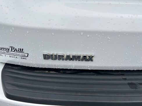 Used 2022 Chevrolet Suburban RST w/ Luxury Package AWD/4WD image 29