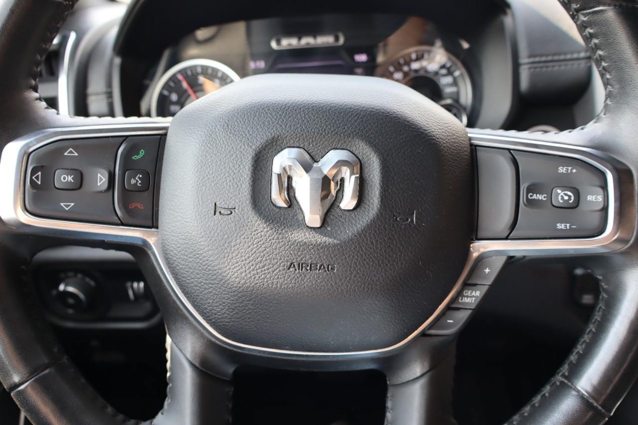 Used 2024 RAM 1500 Laramie AWD/4WD image 14