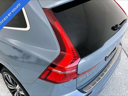 Certified 2023 Volvo XC60 B5 Plus AWD/4WD image 39