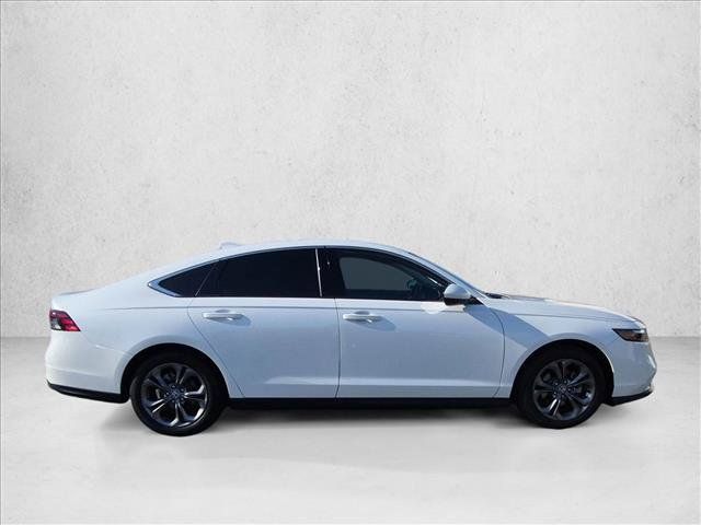 Used 2023 Honda Accord EX image 4