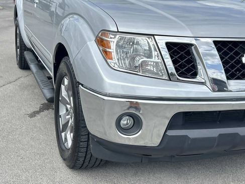 Used 2019 Nissan Frontier SL RWD image 11