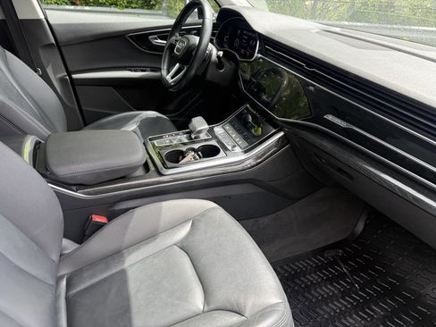 Used 2020 Audi Q7 3.0T Premium Plus AWD/4WD image 22