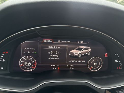 Used 2017 Audi Q7 3.0T Premium Plus AWD/4WD image 17