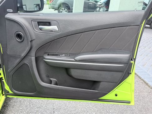 Used 2023 Dodge Charger SXT RWD image 30