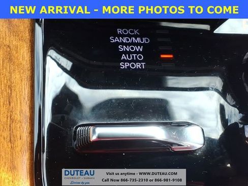 Used 2024 Jeep Grand Wagoneer Series III w/ Rear Seat Video Group 1 image 27