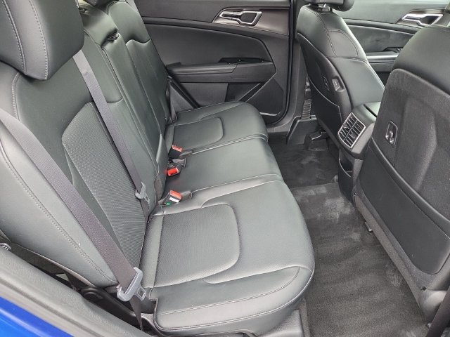 Used 2023 Kia Sportage EX FWD image 17