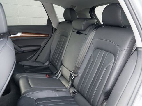 Certified 2023 Audi Q5 2.0T Premium Plus image 18