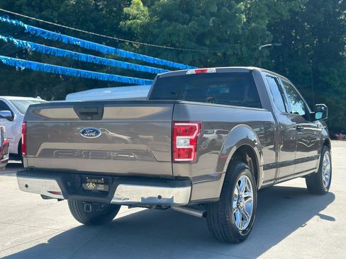 Used 2018 Ford F150 XLT w/ Trailer Tow Package RWD image 7