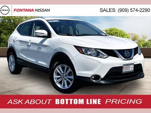 Certified 2019 Nissan Rogue Sport SV w/ Technology Package FWD image 1