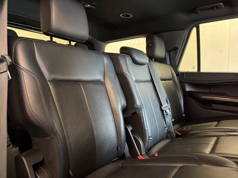 Used 2020 Ford Expedition XLT w/ Equipment Group 202A image 34