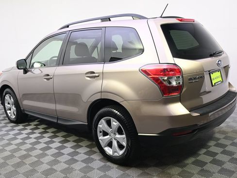 Used 2015 Subaru Forester 2.5i Premium w/ All-Weather Package AWD/4WD image 3
