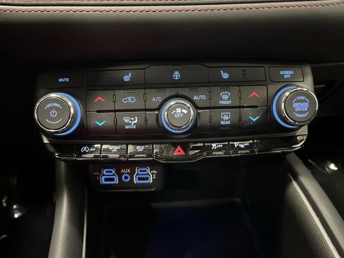 Used 2024 Dodge Durango GT w/ Blacktop Package image 19