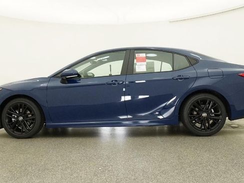 New 2026 Toyota Camry SE FWD image 19