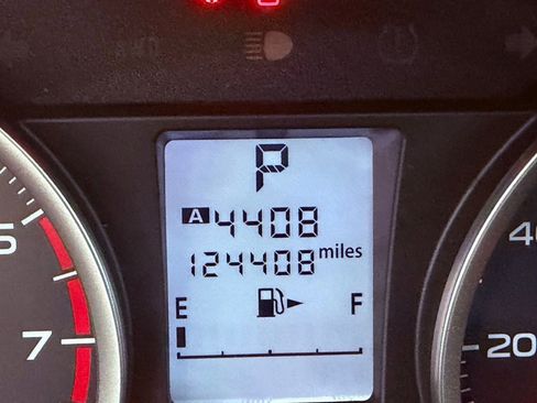 Used 2016 Subaru Forester 2.5i Premium w/ All-Weather Package image 22