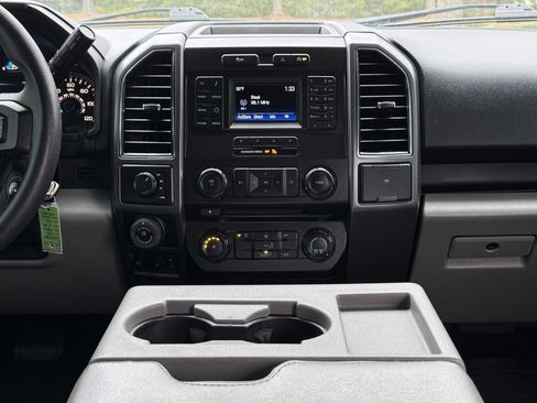 Used 2017 Ford F150 XLT w/ Trailer Tow Package image 13