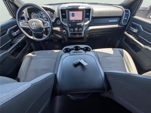 Used 2024 RAM 2500 Big Horn AWD/4WD image 25