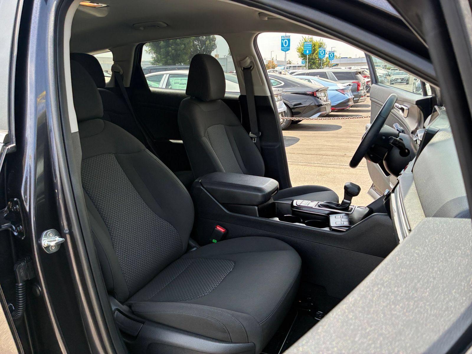 Used 2026 Kia Sportage LX AWD/4WD image 35