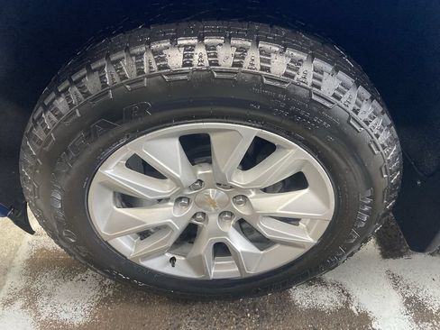 Certified 2023 Chevrolet Silverado 1500 Custom AWD/4WD image 32