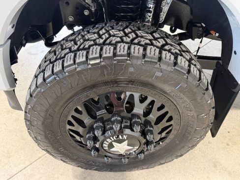 Used 2026 Ford F450 Platinum w/ FX4 Off-Road Package image 14