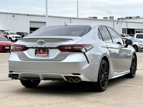 Used 2023 Toyota Camry XSE FWD image 4