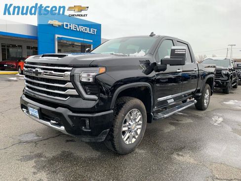 New 2026 Chevrolet Silverado 3500 High Country w/ Technology Package image 3